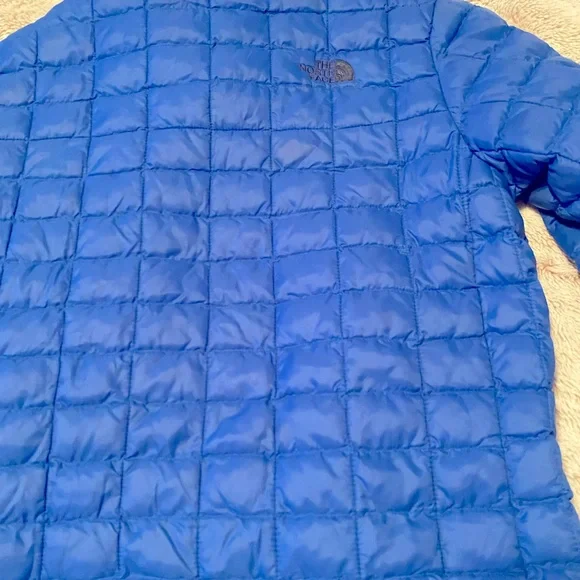 North Face Boys ThermoBall Jacket, Blue Size LG 14-16. Gently worn. - Picture 2 of 5